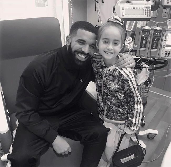 Drake visits patient, 11, who invited him to her birthday | iNFOnews.ca