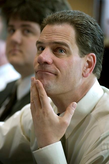 Governor backs Iowa HR leader, says résumé error was minor | iNFOnews.ca