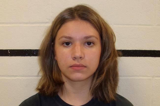 Oklahoma woman accused of threatening to shoot up old school | iNFOnews.ca Oklahoma woman accused of threatening to shoot up old school | iNFOnews.ca