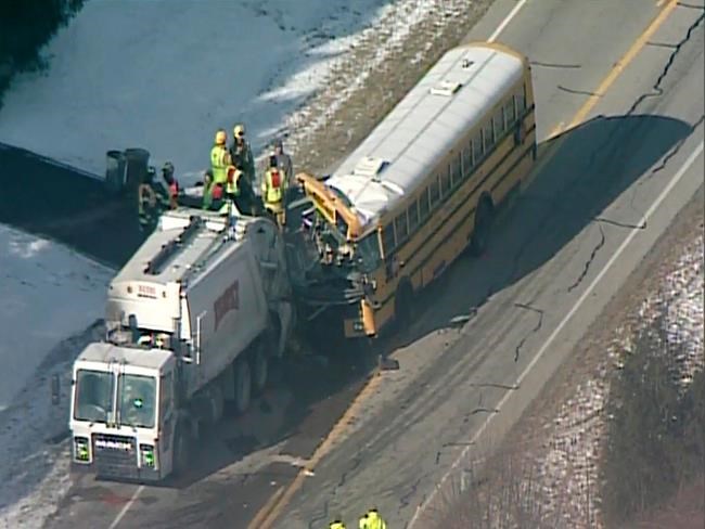 School bus crash injures 21, 1 student seriously hurt | iNFOnews.ca