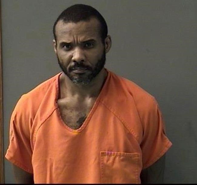 MMA fighter who escaped prison van denies killings | iNFOnews.ca CP227980120