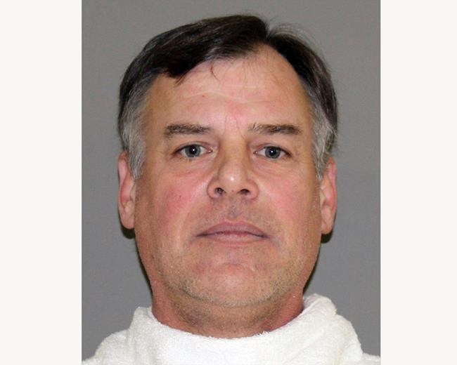 Former major leaguer Wetteland charged with child sex abuse | iNFOnews.ca CP420362217