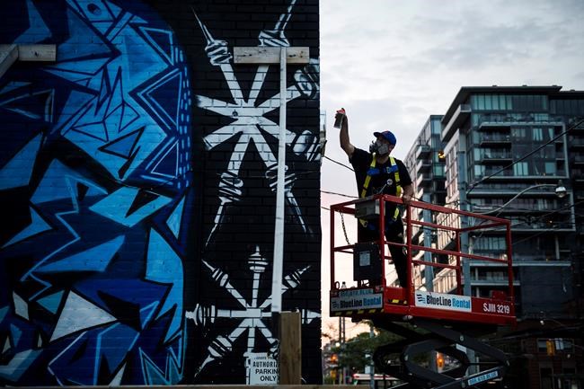 Condo developers increasingly using art to stand out and land buyers | iNFOnews.ca Condo developers increasingly using art to stand out and land buyers | iNFOnews.ca
