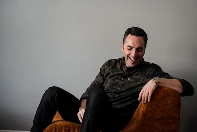 Grammy-winning Canadian sound engineer on finding gold with Bruno Mars | iNFOnews.ca CP74469009