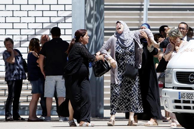 France calls up reserves to boost security after Nice attack | iNFOnews.ca France calls up reserves to boost security after Nice attack | iNFOnews.ca