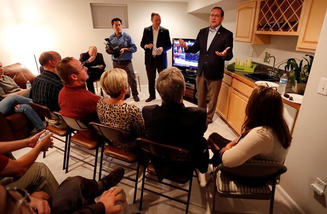 Cheers and jeers: Americans tune into Trump-Clinton debate | iNFOnews.ca Cheers and jeers: Americans tune into Trump-Clinton debate | iNFOnews.ca
