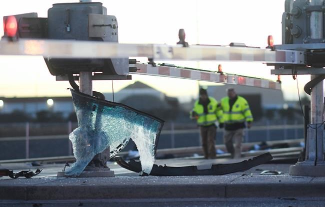 The Latest: Cops: Van-train crash may have been intentional | iNFOnews.ca The Latest: Cops: Van-train crash may have been intentional | iNFOnews.ca