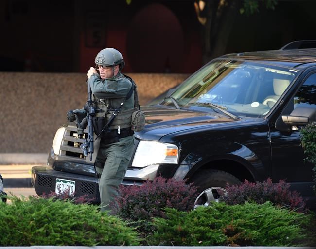 Police end lock down of Denver hospital amid gun report | iNFOnews.ca