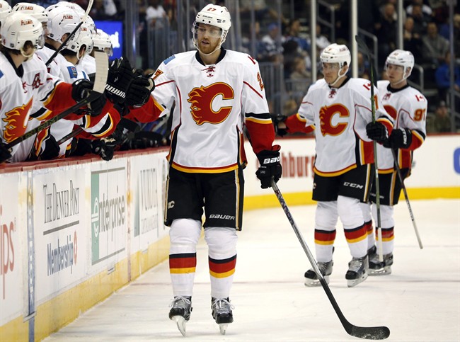 Ramo has 26 saves, Flames score 3 in less than 5 minutes of 2nd period and beat Avalanche 4-0. | iNFOnews.ca CP35880145