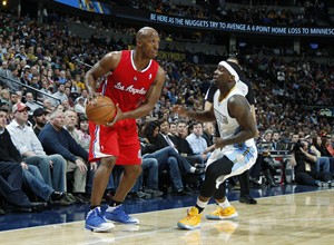 Lawson's 21, Gallinari's 20 lead Nuggets to 12th straight home win, 107-92 over Clippers | iNFOnews.ca CP22381103