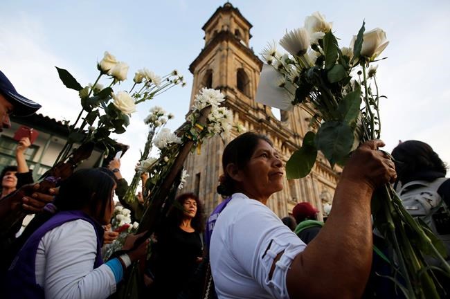 Colombians take to streets again to support peace deal | iNFOnews.ca Colombians take to streets again to support peace deal | iNFOnews.ca