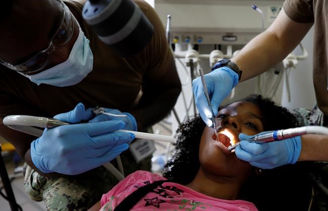 US Navy hospital ship treats Venezuelan migrants, Colombians | iNFOnews.ca