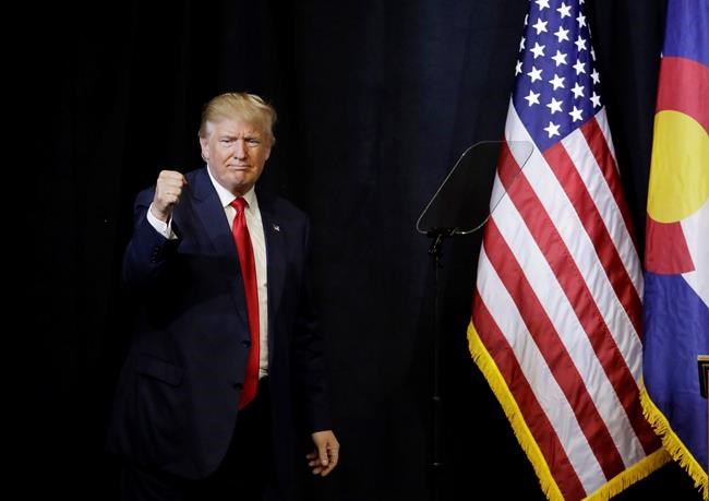 Clinton tears into Trump on taxes; he says he'll save nation | iNFOnews.ca Clinton tears into Trump on taxes; he says he'll save nation | iNFOnews.ca