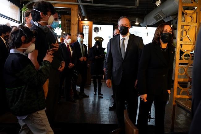 In Pennsylvania, Biden showcases aid to small businesses | iNFOnews.ca