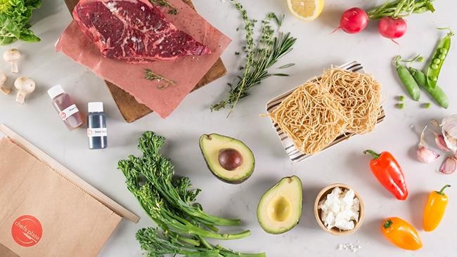 Canadians who don't cook turning to convenience of delivery, including meal kits | iNFOnews.ca