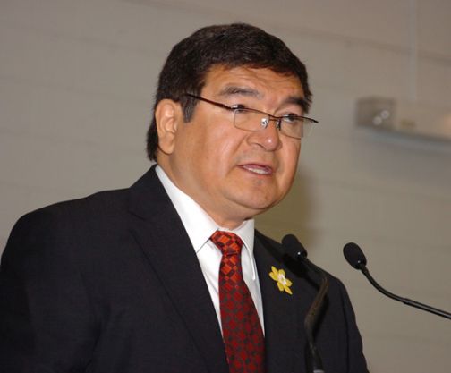 Penashue under fire on two fronts: illegal campaign financing, not doing his job | iNFOnews.ca CP20692975