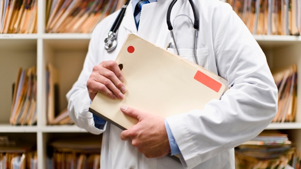Number of doctors up, more practising in rural Canada, more women: report | iNFOnews.ca CP20797751