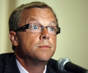 Wall backs new oilsands foreign investment rules; wants potash, uranium included | iNFOnews.ca CP21171717