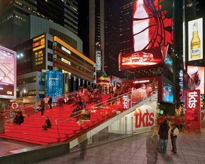 TKTS discount booth in Times Square suspends pilot program that sold all tickets all day | iNFOnews.ca CP21171895