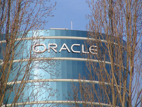 Oracle's 2nd-quarter earnings, revenue climb as tech spending picks up near end of year | iNFOnews.ca CP21266122
