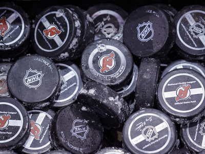 NHL labour talks expected to resume Thursday after late night of negotiations | iNFOnews.ca CP21417410