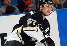 Florida Panthers sign Alex Kovalev to 1-year deal; name Jovanovski captain | iNFOnews.ca CP21632649