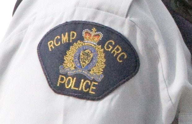 RCMP say man found dead on Surrey road known to them but didn't have gang links | iNFOnews.ca CP22205947