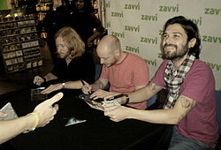 Music Review: Biffy Clyro's latest offers pounding rock n' roll with emotional lyrics | iNFOnews.ca CP22432054