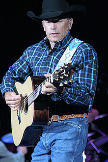 Top 20 Concert Tours from Pollstar | iNFOnews.ca