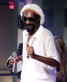 Snoop Dogg's turn to Snoop Lion documented at "Reincarnated" SXSW premiere | iNFOnews.ca
