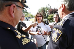 Manitoba collects toys, hosts dinner for families of missing, murdered women | iNFOnews.ca CP31015465