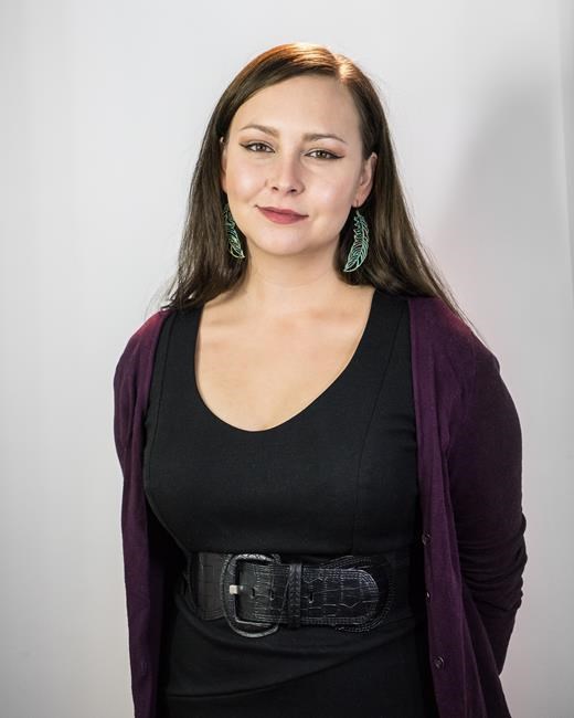 Liz Howard wins Griffin Poetry Prize for 'Infinite Citizen of the Shaking Tent' | iNFOnews.ca