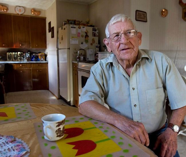 Last man to emerge from mine disaster in Springhill, N.S., dies at 95 | iNFOnews.ca