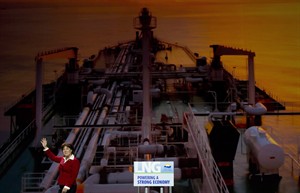 B.C. government sets 3.5 per cent income tax on LNG, half of what was planned | iNFOnews.ca CP30364821
