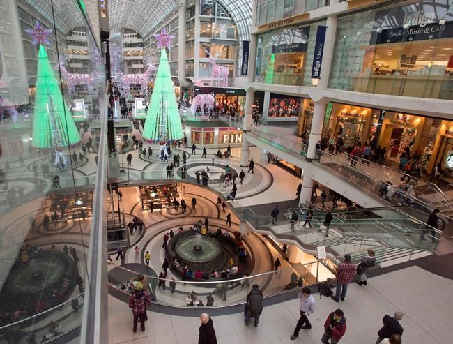 Poll: Many Canadians plan to spend less on holiday shopping | iNFOnews.ca Poll: Many Canadians plan to spend less on holiday shopping | iNFOnews.ca