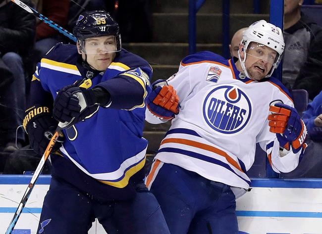 Jets sign faceoff specialist Matt Hendricks to one-year contract | iNFOnews.ca CP29706784