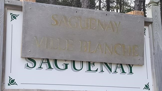 Mayor denounces fifth incident of hateful graffiti in small Quebec town | iNFOnews.ca CP990050084