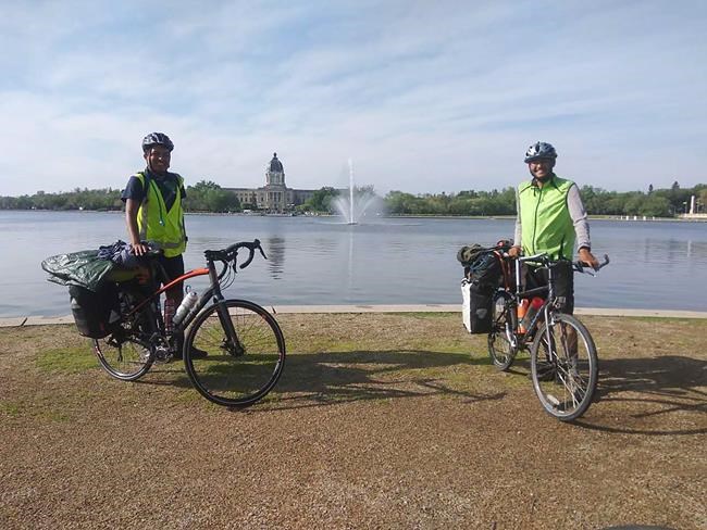 Man cycling across Canada for Alzheimer's research in grandfather's memory | iNFOnews.ca