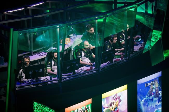 Athletes, pro video game players not so different: esport insiders | iNFOnews.ca