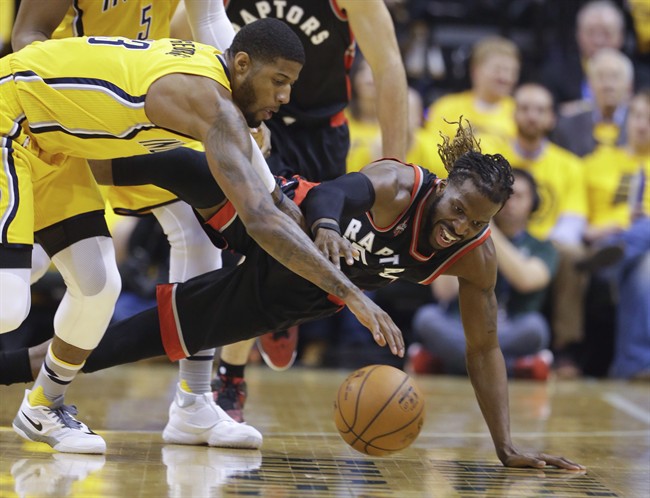 Raptors-Pacers series all tied up after ugly 100-83 loss to Indiana | iNFOnews.ca CP37189905