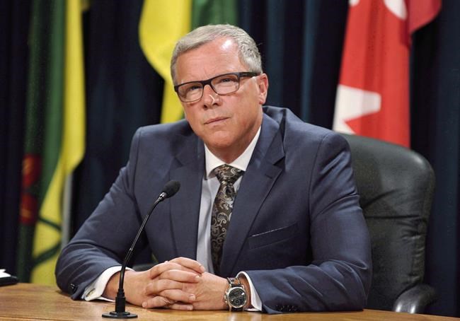 Brad Wall not interested in Conservative party leadership, hopes Rona Ambrose is | iNFOnews.ca