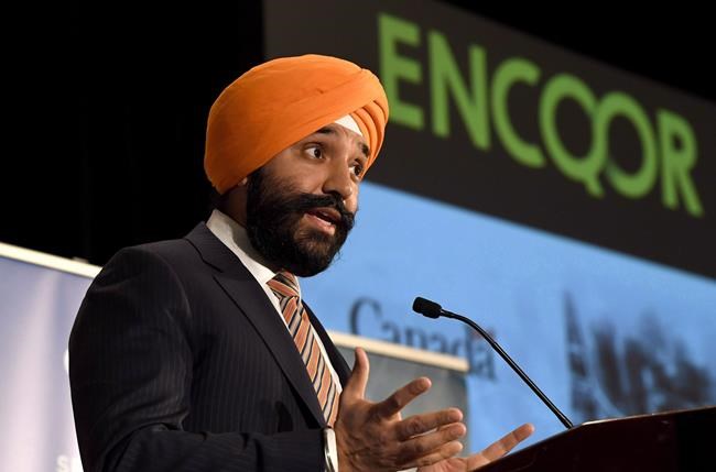 Canadian wireless providers stay mum as US companies announce 5G launch dates | iNFOnews.ca