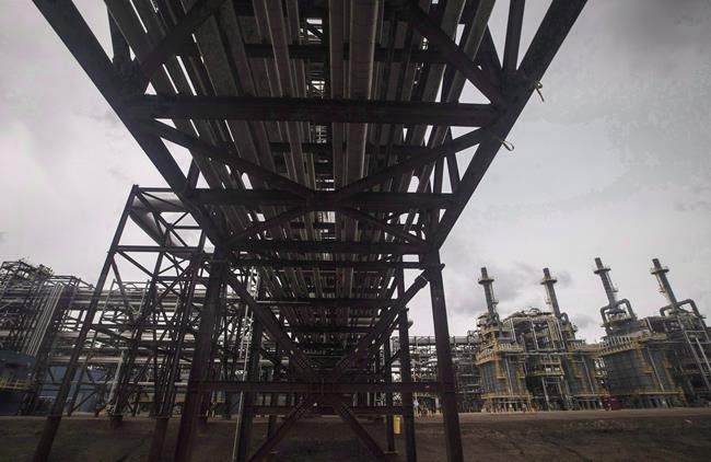 Suncor Energy reports production hits quarterly record in fourth quarter | iNFOnews.ca