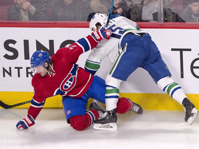 Canadiens defenceman Gilbert to have knee surgery, will miss rest of NHL season | iNFOnews.ca CP36480537