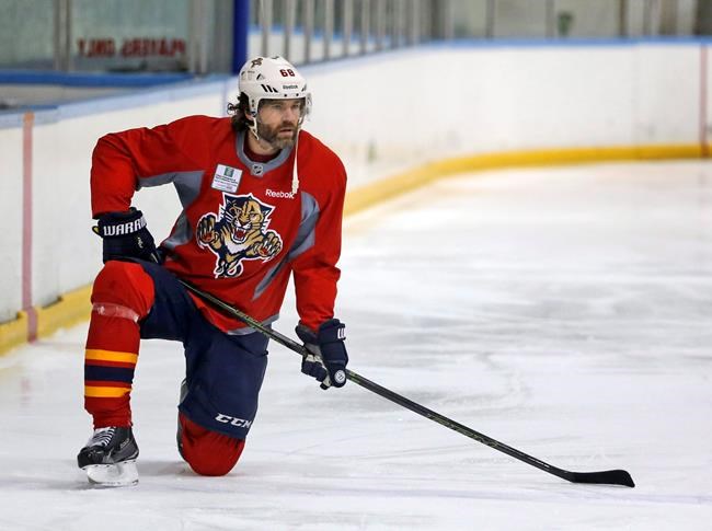 Penguins' Dupuis, Panthers' Jagr, Rangers' Zuccarello named Masterson finalists | iNFOnews.ca Penguins' Dupuis, Panthers' Jagr, Rangers' Zuccarello named Masterson finalists | iNFOnews.ca