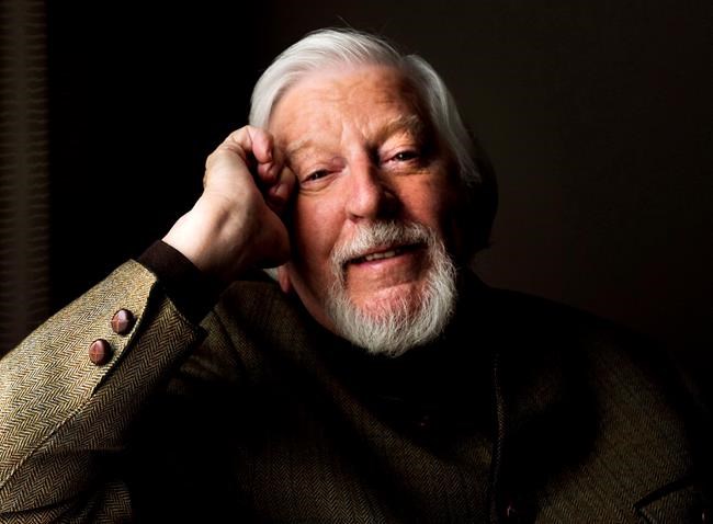 Sesame Street puppeteer Caroll Spinney dies at age 85 | iNFOnews.ca