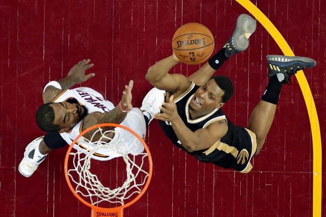 Raptors guard Lowry says he's doubtful for must-win Game 4 due to ankle sprain | iNFOnews.ca