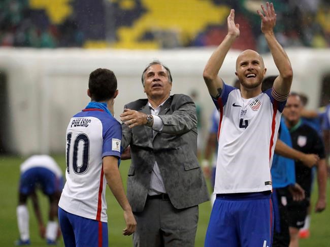 U.S. coach helps out Toronto FC, leaving Altidore and Bradley more club time | iNFOnews.ca