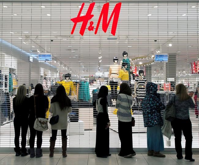 Retail sales flat in December, sector's 2019 growth was lowest in a decade: Statcan | iNFOnews.ca Retail sales flat in December, sector's 2019 growth was lowest in a decade: Statcan | iNFOnews.ca
