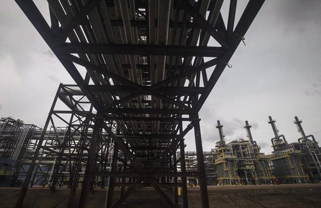 Suncor warns forced provincial oil cutbacks pose safety, operational risks | iNFOnews.ca